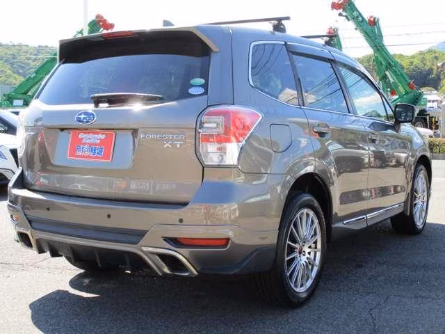 SUBARU FORESTER