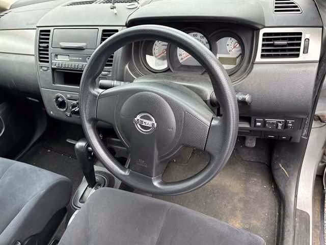 NISSAN TIIDA LATIO
