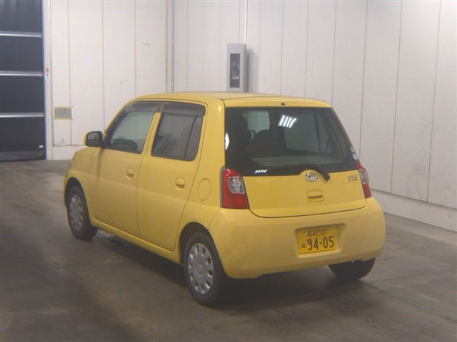 DAIHATSU ESSE