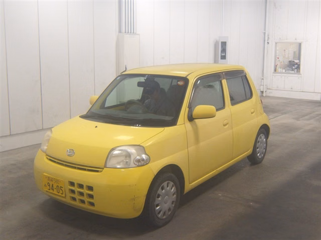 DAIHATSU ESSE