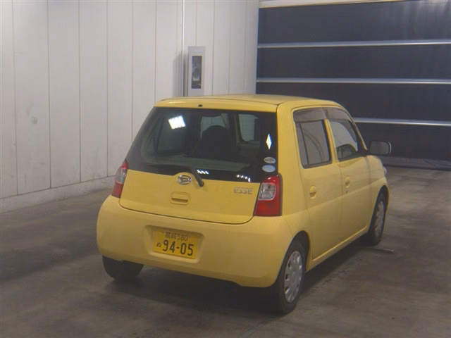 DAIHATSU ESSE
