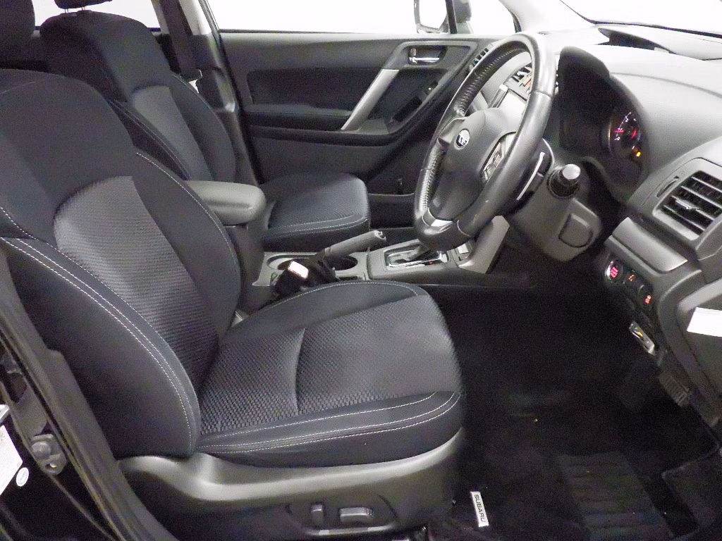 SUBARU FORESTER