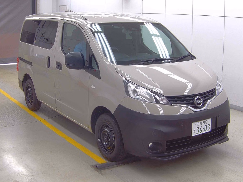 Nissan NV200
