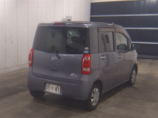 DAIHATSU TANTO EXE