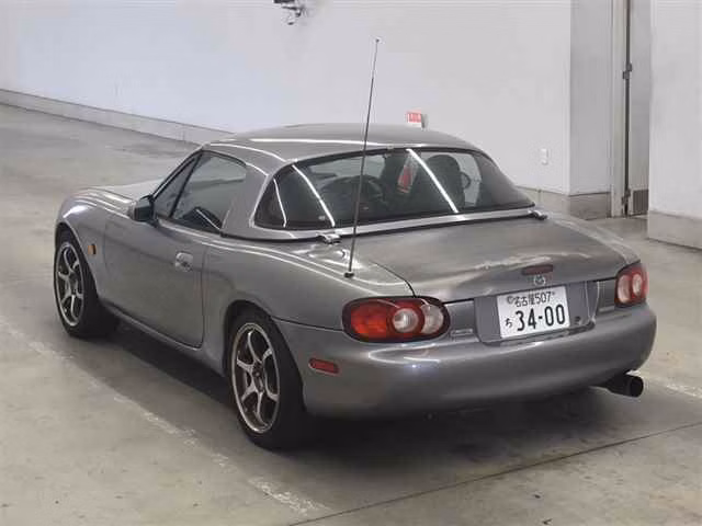 MAZDA ROADSTER