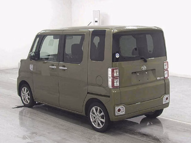 DAIHATSU WAKE