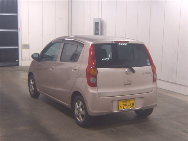 DAIHATSU MIRA