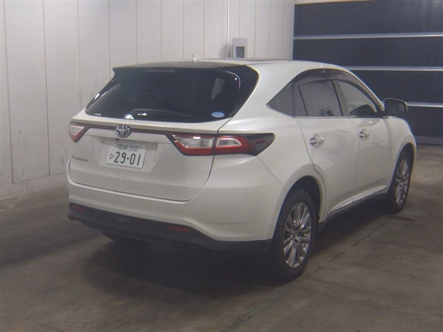 TOYOTA HARRIER