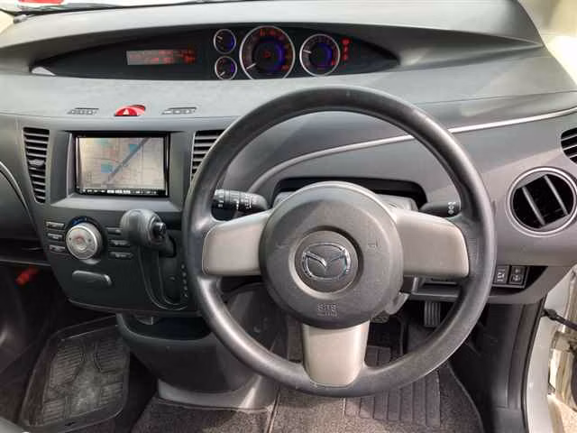 MAZDA BIANTE