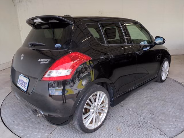 SUZUKI SWIFT