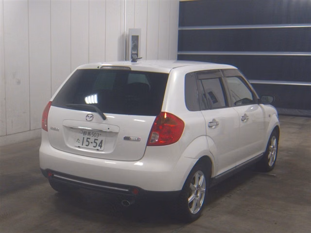 MAZDA VERISA
