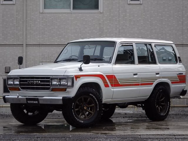 TOYOTA LAND CRUISER