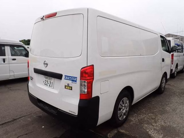NISSAN NV350 CARAVAN