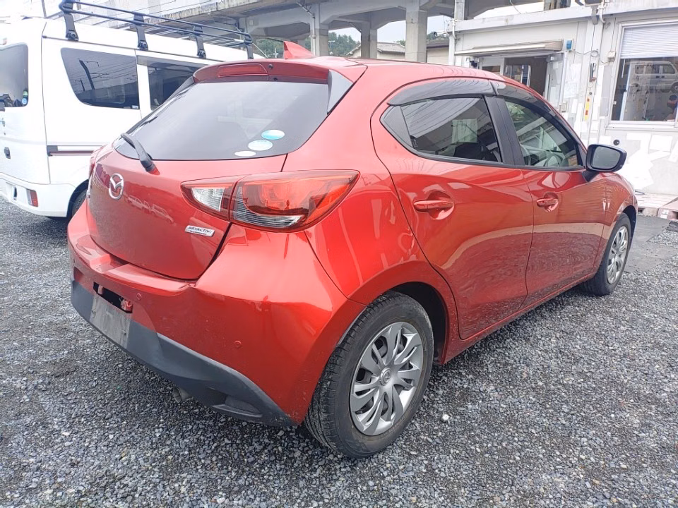 MAZDA DEMIO