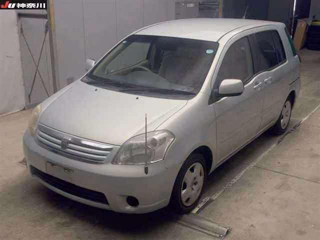 TOYOTA RAUM