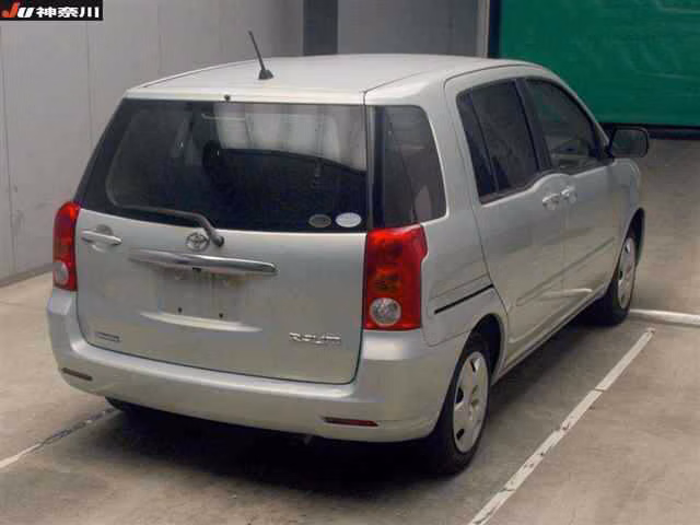 TOYOTA RAUM