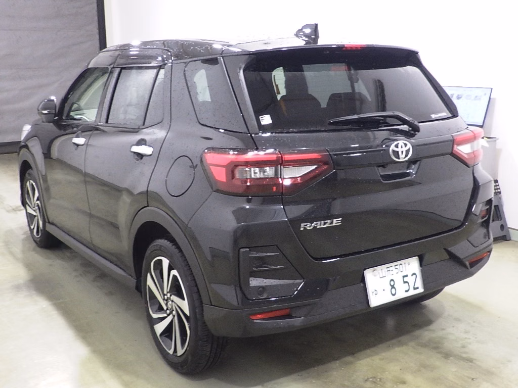 TOYOTA RAIZE