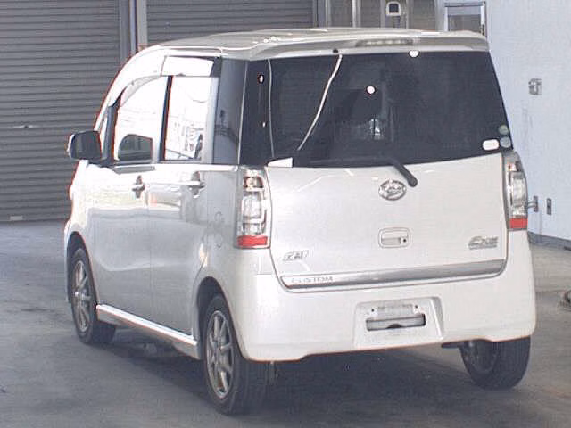 DAIHATSU TANTO EXE