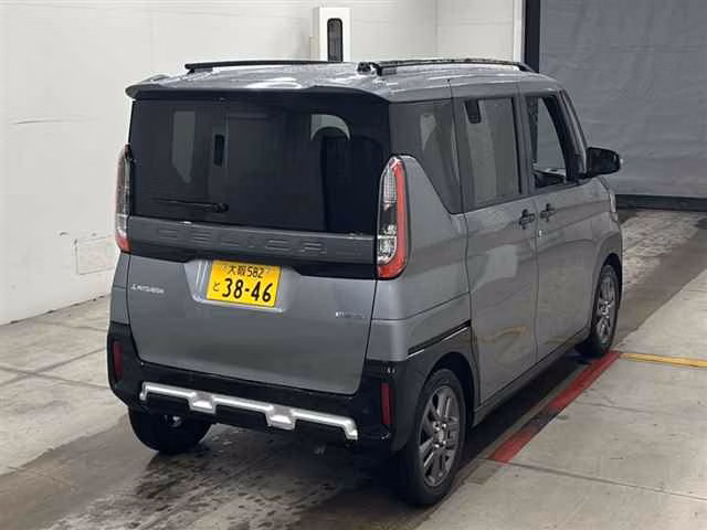 MITSUBISHI DELICA MINI