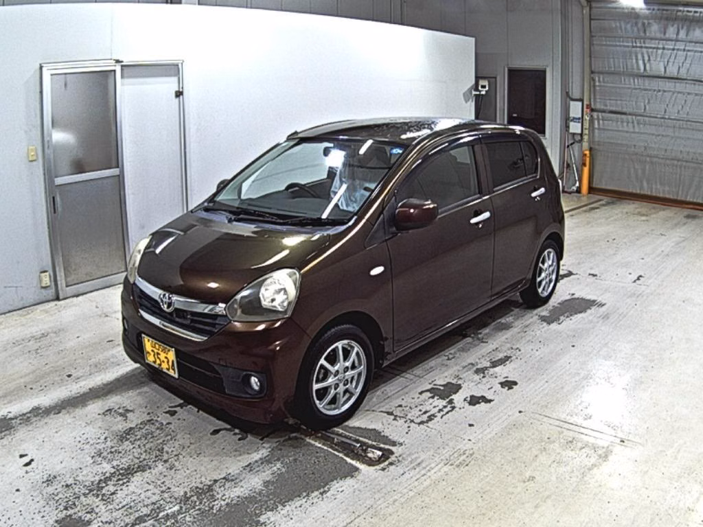 TOYOTA PIXIS EPOCH