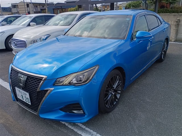 TOYOTA CROWN