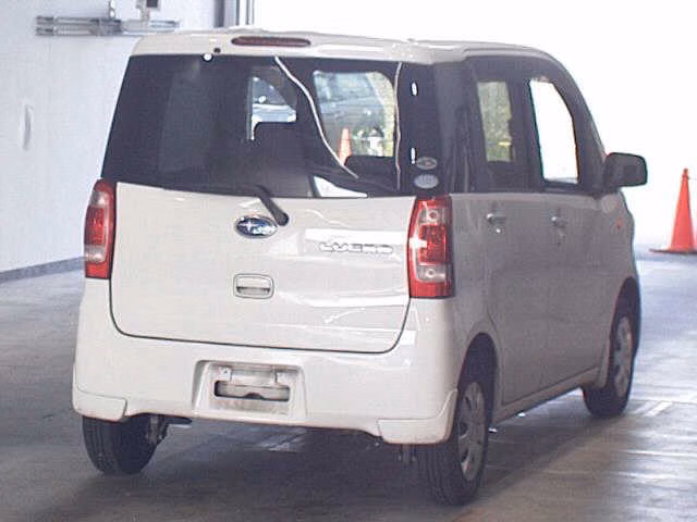 SUBARU LUCRA