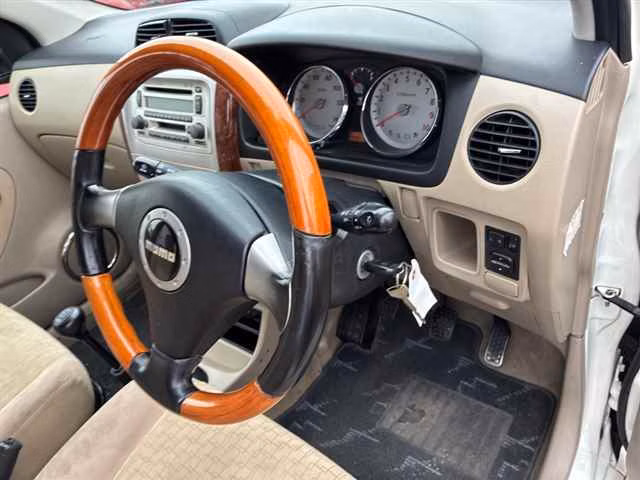 DAIHATSU MIRA AVY