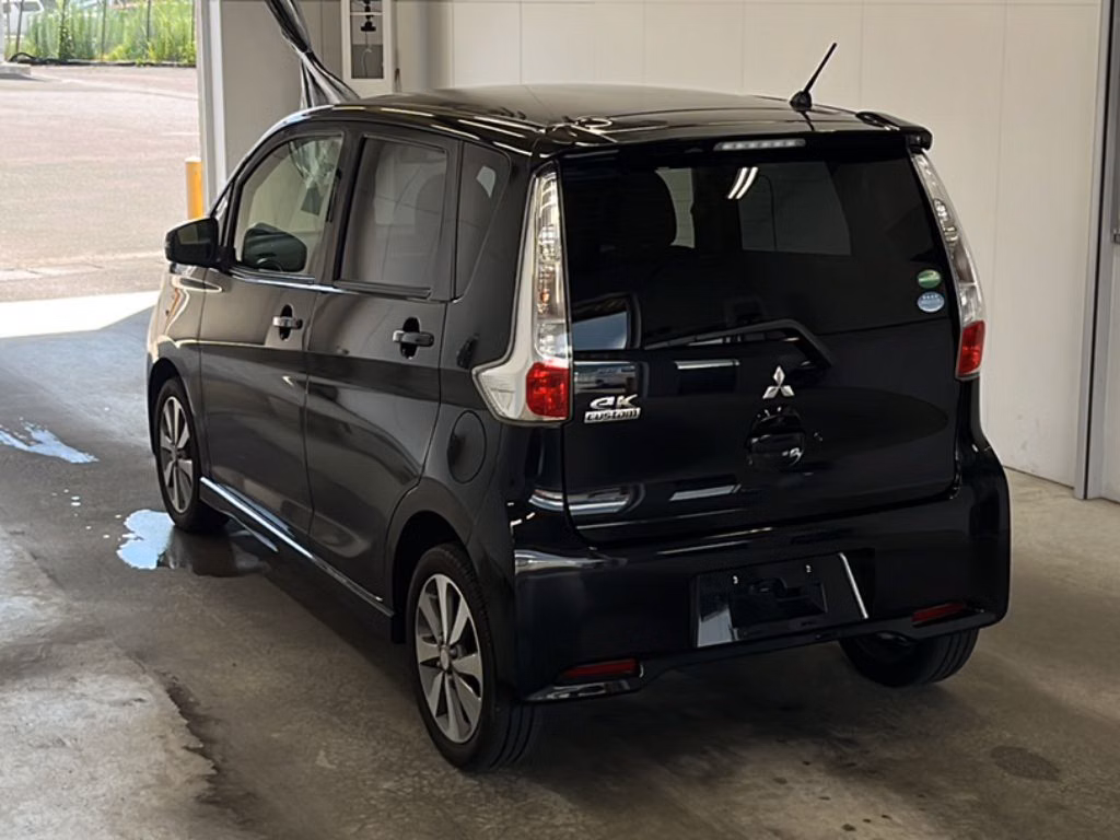 MITSUBISHI EK CUSTOM