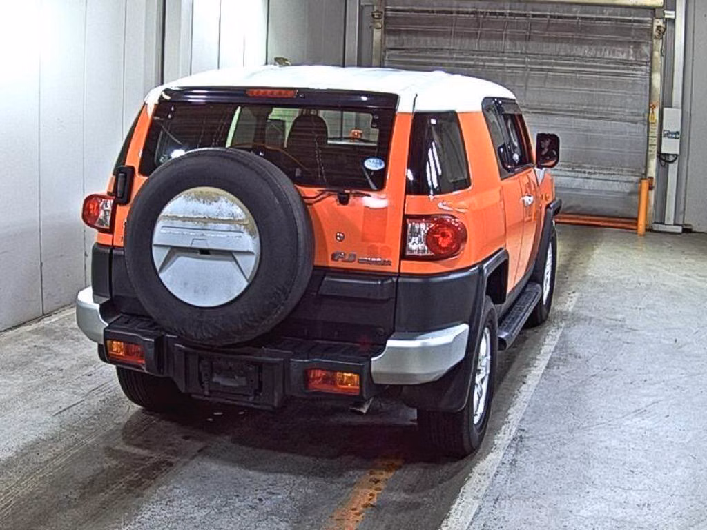 TOYOTA FJ CRUISER