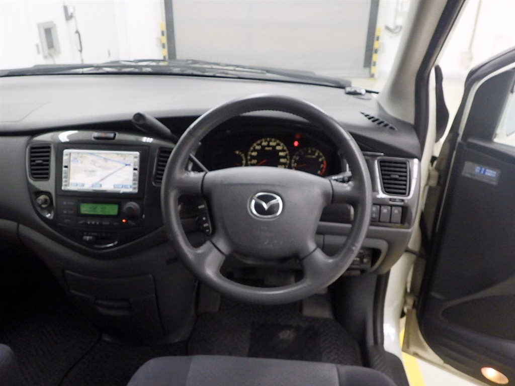 MAZDA MPV