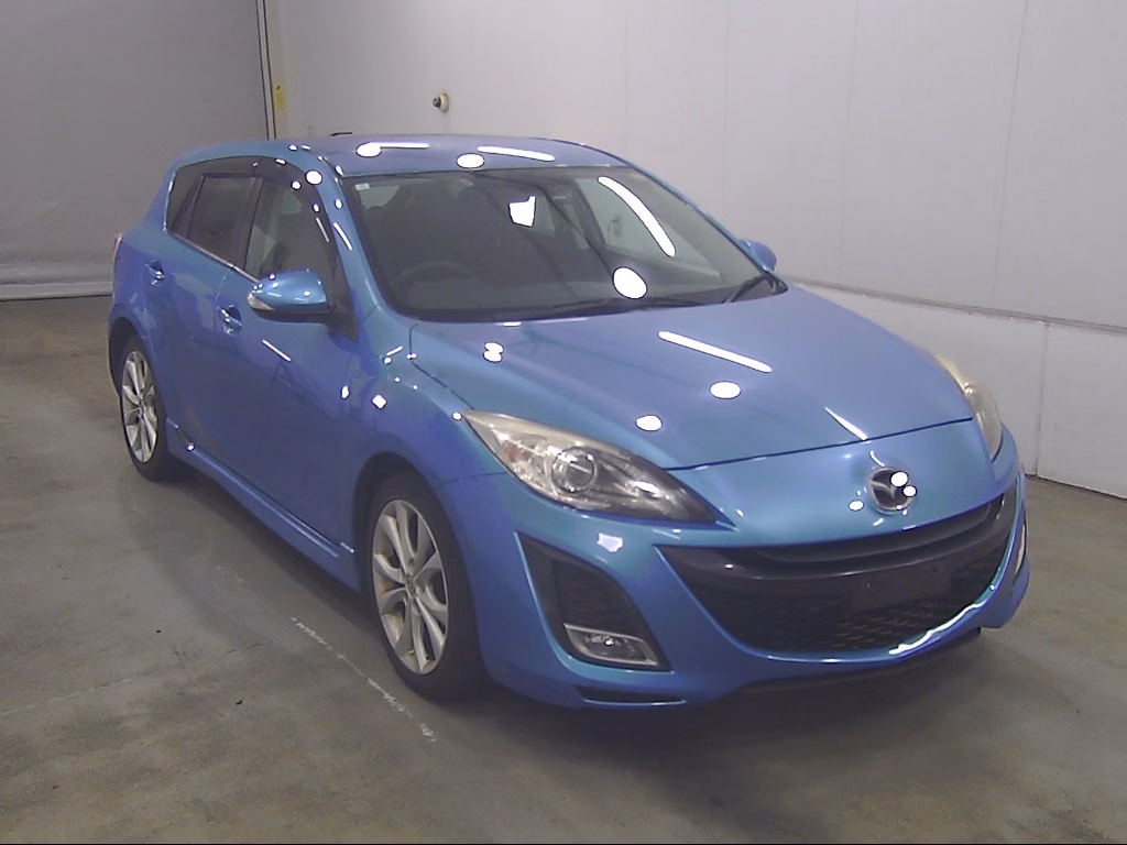 MAZDA AXELA