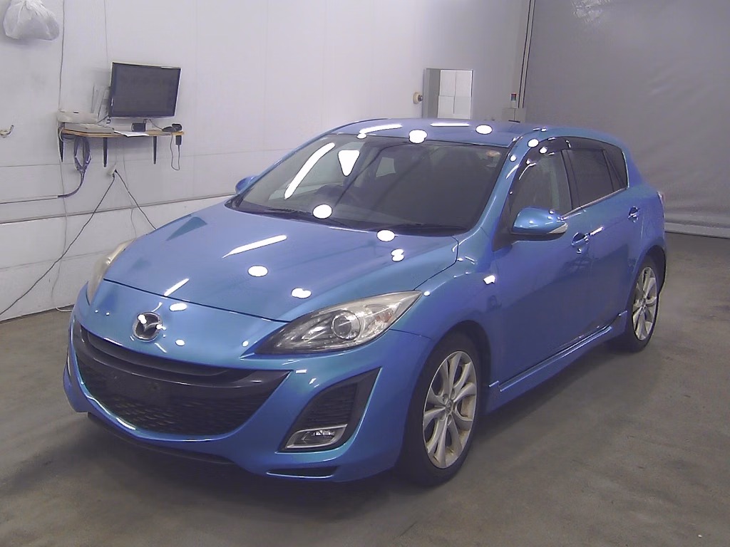 MAZDA AXELA