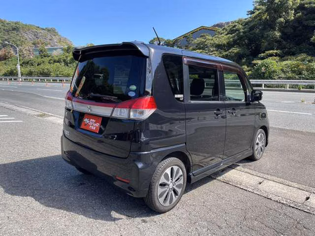 MITSUBISHI DELICA D:2