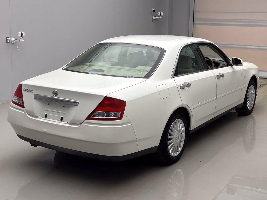NISSAN CEDRIC