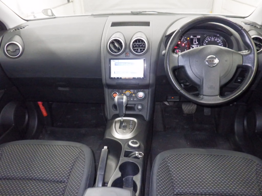 NISSAN DUALIS