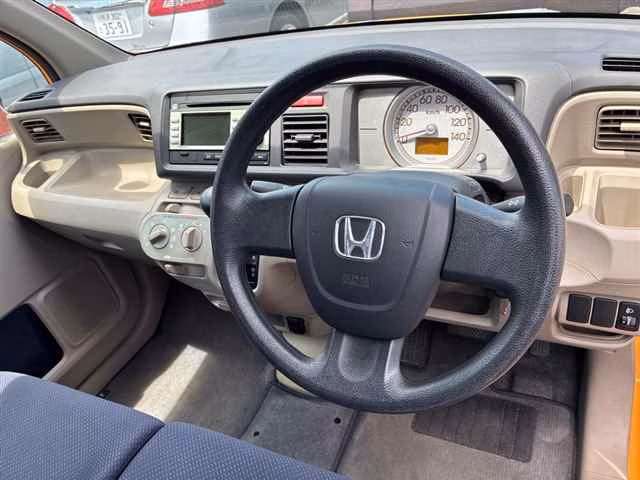HONDA LIFE