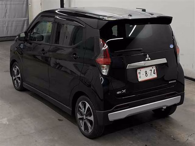 MITSUBISHI EK X