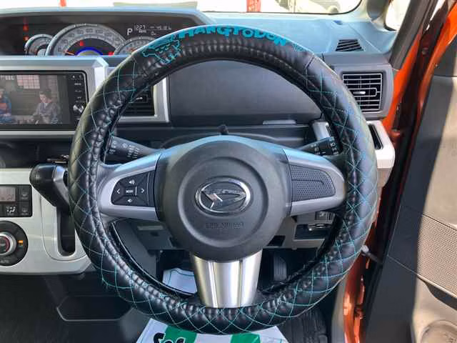 DAIHATSU WAKE