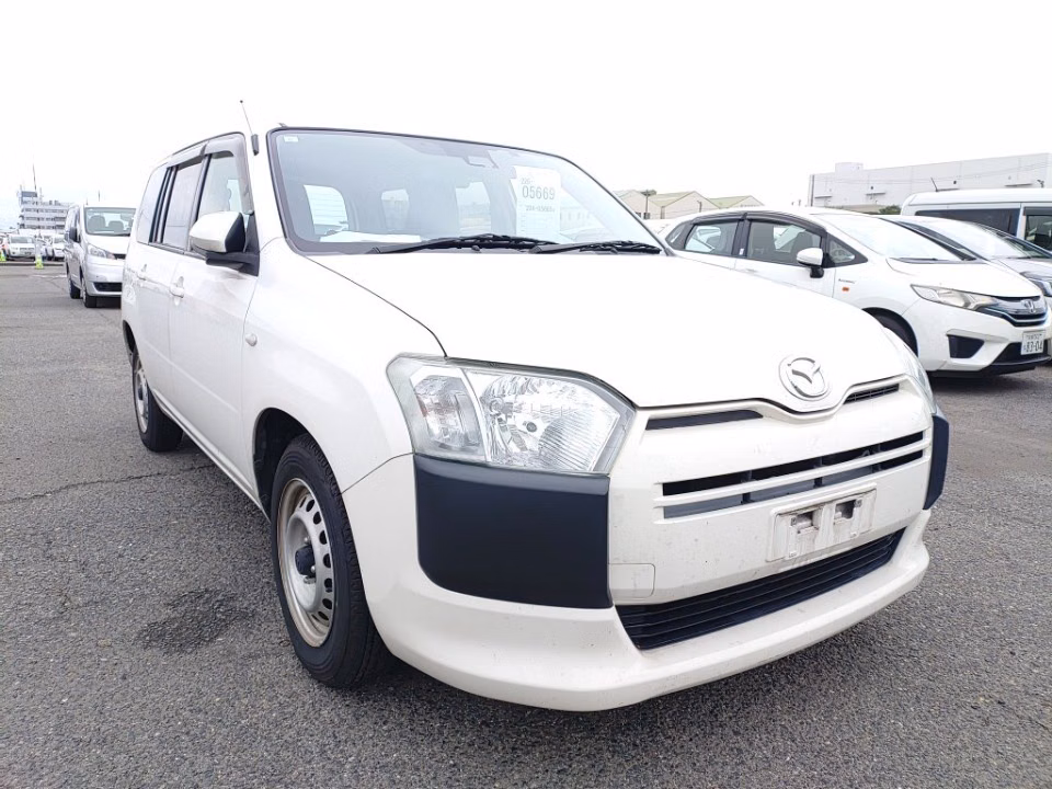 MAZDA FAMILIA