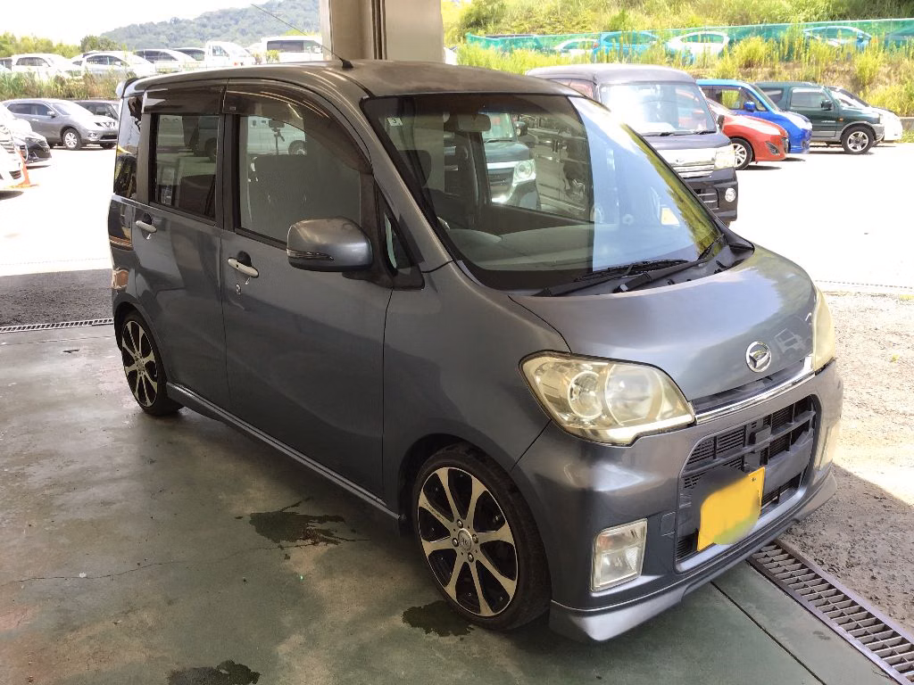 DAIHATSU TANTO EXE