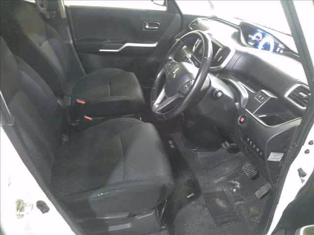 MITSUBISHI DELICA D:2