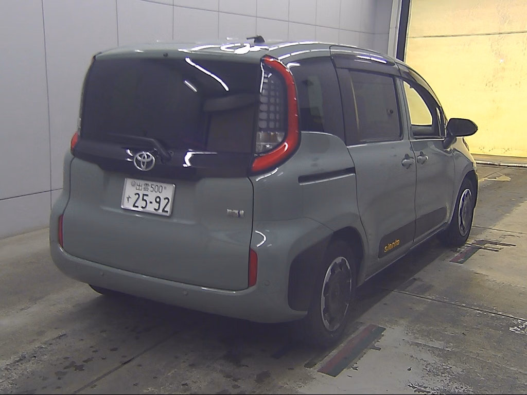 TOYOTA SIENTA