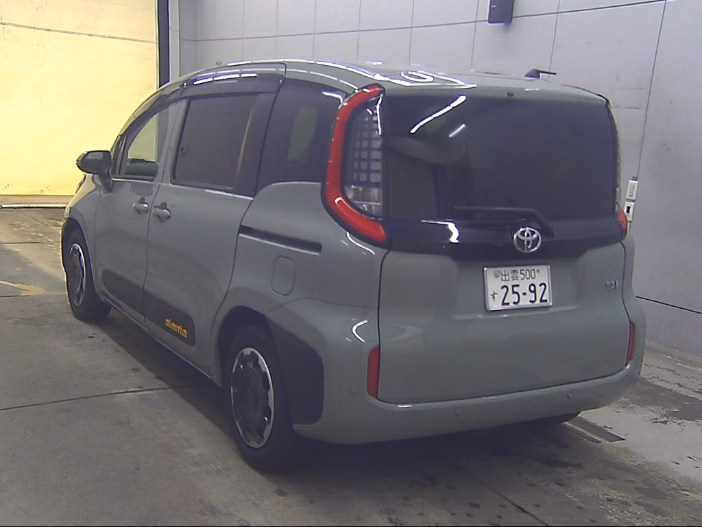 TOYOTA SIENTA