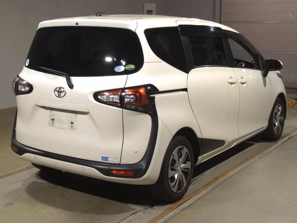 TOYOTA SIENTA