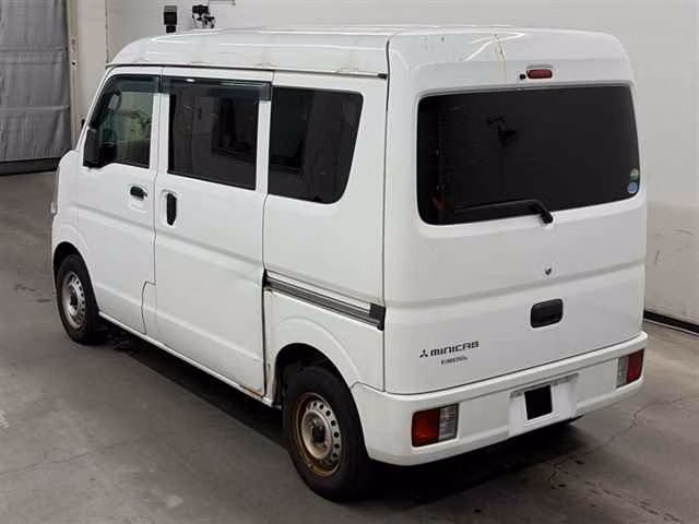 MITSUBISHI MINICAB