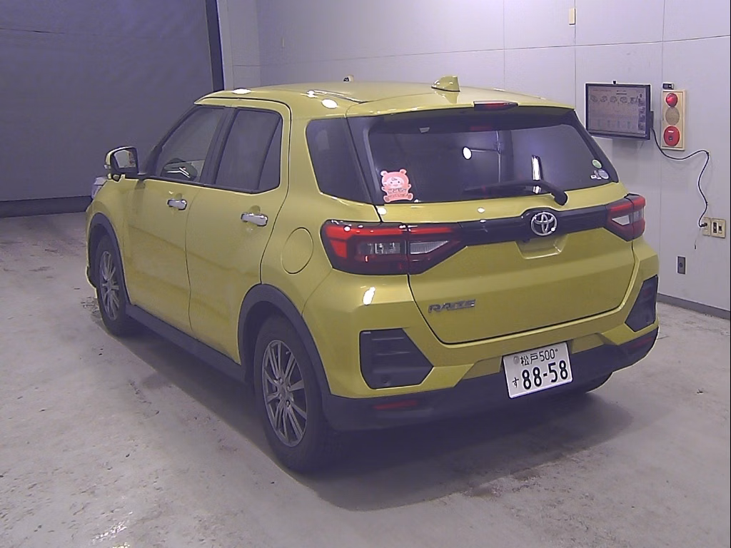 TOYOTA RAIZE