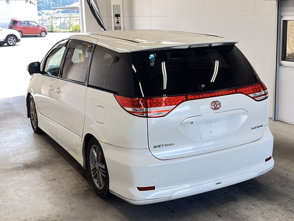 TOYOTA ESTIMA