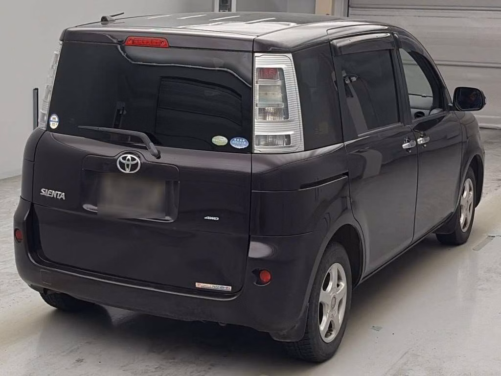 TOYOTA SIENTA