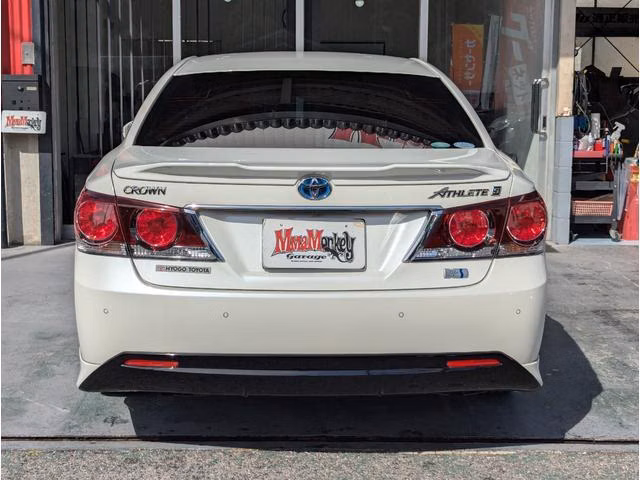 TOYOTA CROWN