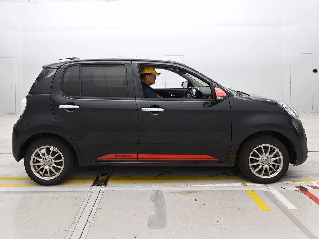 DAIHATSU BOON